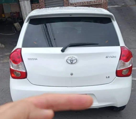 Toyota Etios X 1.3 Flex 16V 5P Mec. 2014