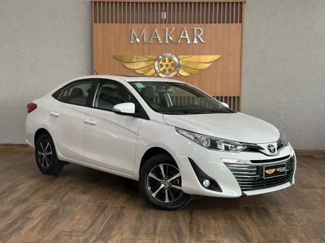 Toyota Yaris XLS Connect 1.5 Flex 16V 5P AUT 2021