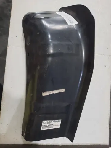 Painel da Caixa Roda Traseira Nissan Frontier 2008 a 2010