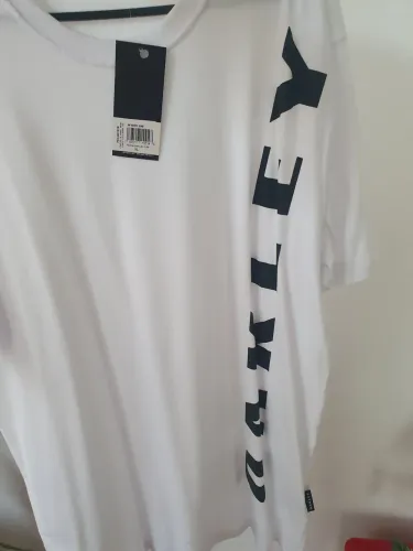 Camiseta Oakley Branca
