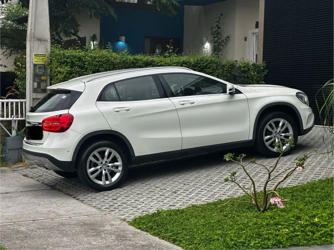 Imagem de GLA 200 em ótimo estado 