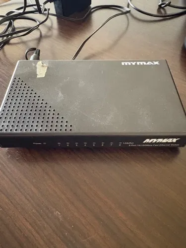 Switch rede internet  mymax 8 portas 