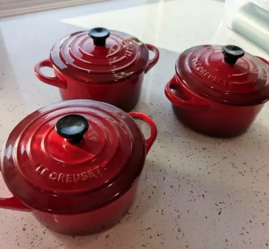 3 Mini Cocottes Vermelho Cereja Le Creuset