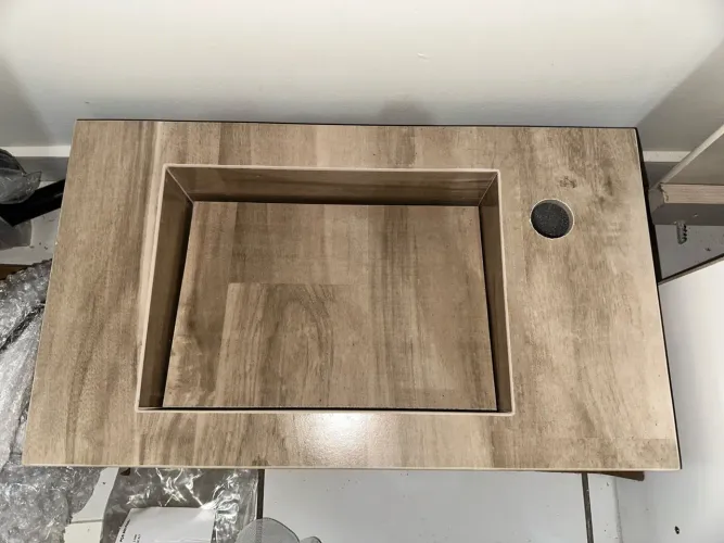 Pia Porcelanato com design moderno