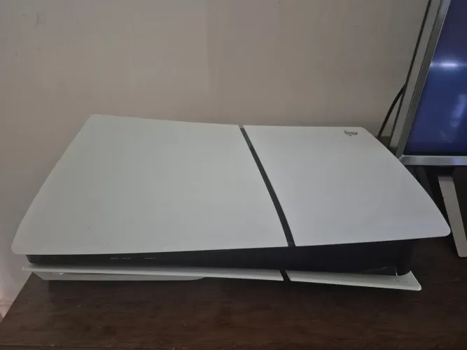 PS5 COMPLETO, somente venda, nao venha com proposta de troca.