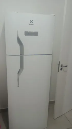 Geladeira Electrolux fros free 371 litros 