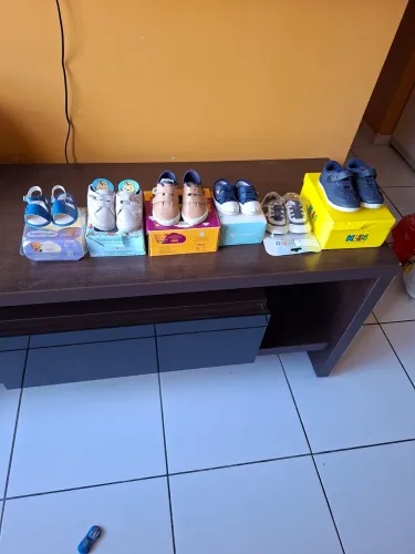 Vendo kit de Sapatos para Bebê