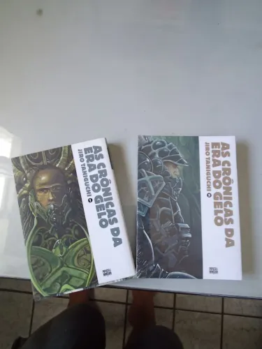 Mangá As Crônicas da Era do Gelo - Edições 01 e 02(JIRO TANIGUCHI)