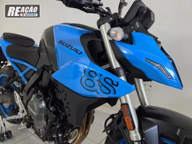 GSX 8S 2025 / Reação Suzuki