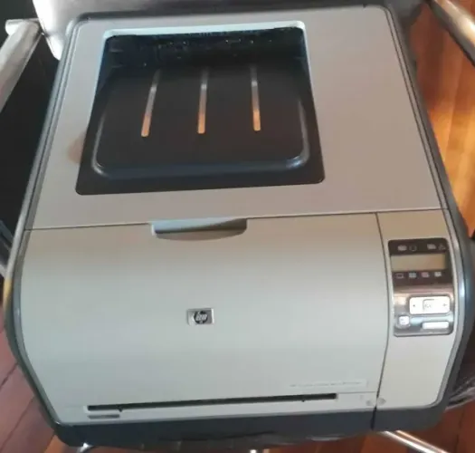 Impressora LASER colorida HP