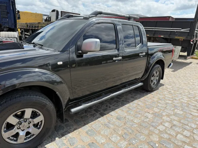 Nissan Frontier SV At.cd 4X4 2.5 TB Diesel Mec. 2015