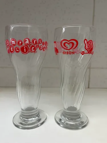 Taça de milk-shake Kibon R$ 30,00 cada