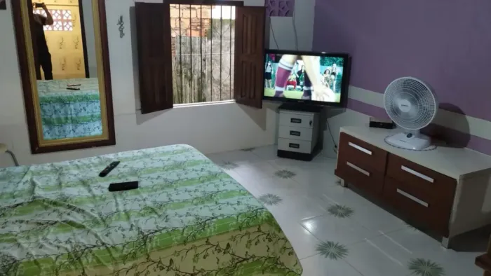 Casa com 2 quartos sendo 1 suíte, parque Verde, Belém PA