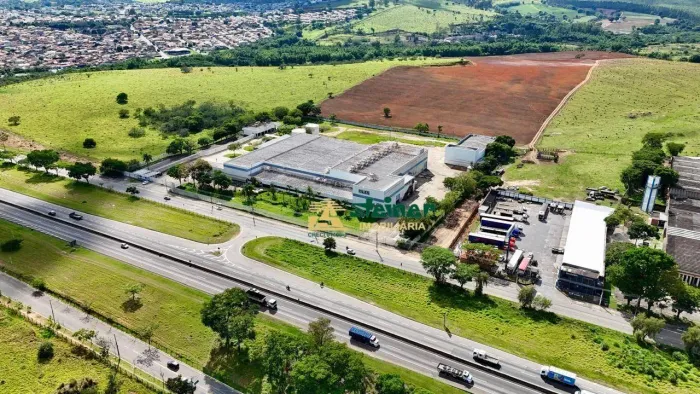 Galpão para alugar, 11300 m² por R$ 247.750,00/mês - Jardim Maria Cândida - Caçapava/SP