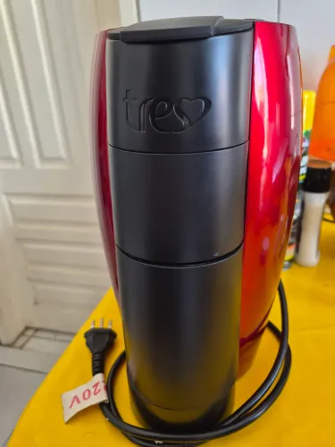 Cafeteira 3 Corações Semi Nova