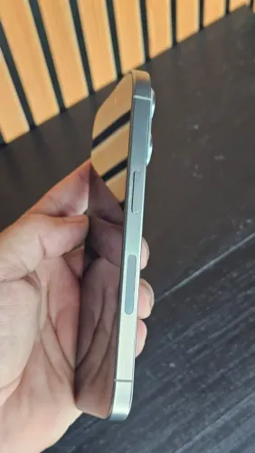 iPhone 15 pro 128