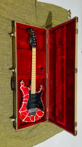 GUITARRA TAGIMA JUNINHO AFRAM