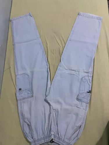 Calça Jeans Cargo Dazzling Clara - Tamanho M (Estilo Streetwear)