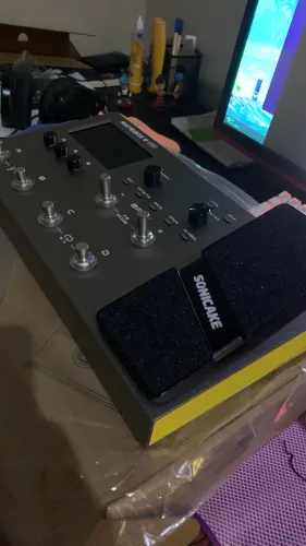 Pedaleira Matribox 2 Pro - NOVA