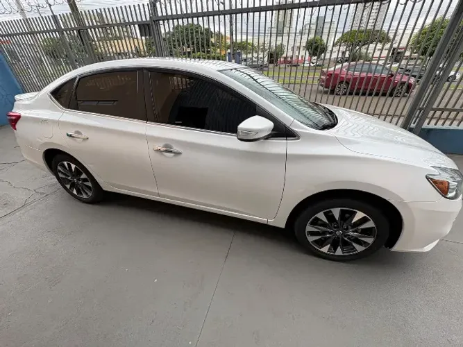 Nissan Sentra SL 2.0 Flexstart 16V Aut. 2020