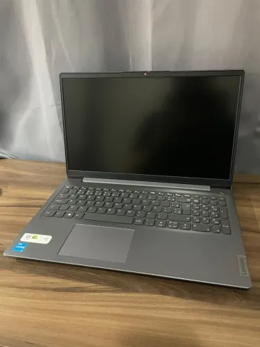 Notebook Lenovo IdeaPad 3 i3 11 Geração + SSD 256GB | 15,6" FHD