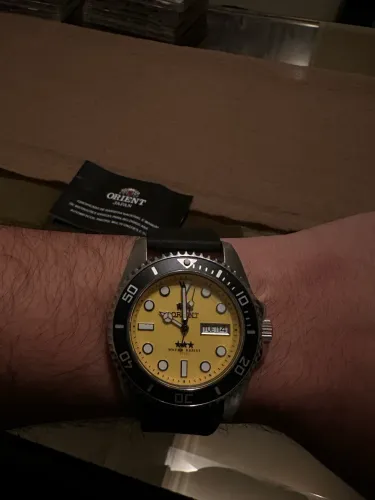 RELÓGIO ORIENT 3 ESTRELAS NH3SSO11 Y1SX (MOSTRADOR AMARELO)