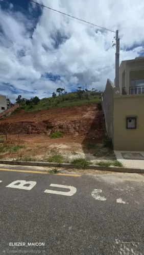 Terreno à Venda no bairro Jardim Bandeirantes, em Poços de Caldas - MG