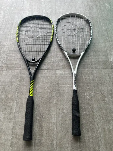 Jogue Squash com melhor material: Par de Raquets Dunlop! 