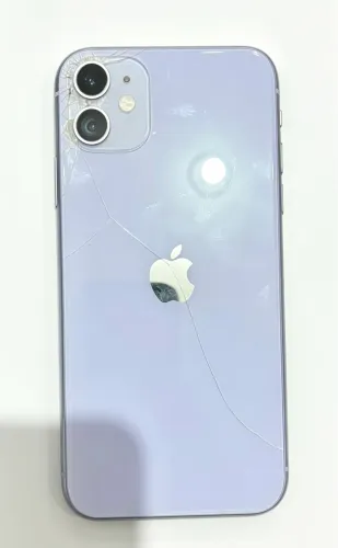 iPhone 11