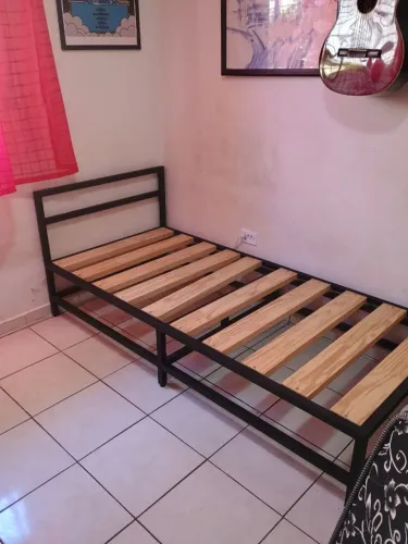 CAMA DE SOLTEIRO - RESISTENTE E CONFORTÁVEL | SUPORTA ATÉ 200KG