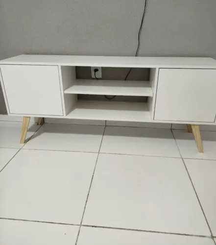 RACK RETRÔ PARA SALA 