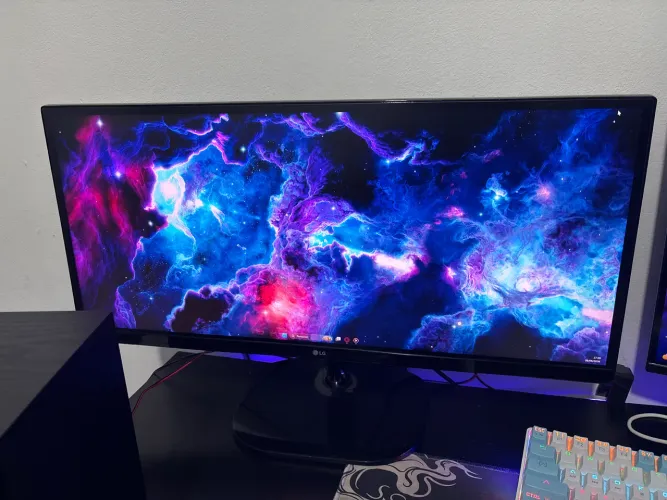 Monitor ultrawide LG 25 polegadas 