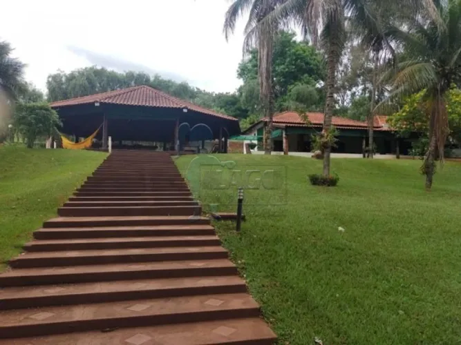 ÁREA EM CONDOMÍNIO BEM AMPLA EM MIGUENÓPOLIS