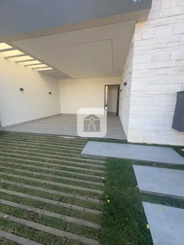 Casa para venda no bairro Laranjeiras