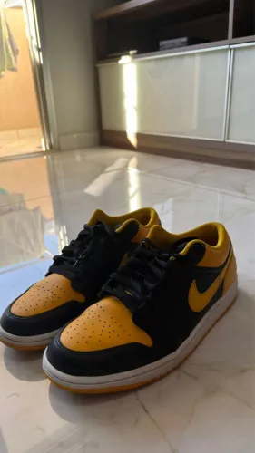 Air Jordan 1 Low Original - Cor exclusiva não encontrada no Brasil