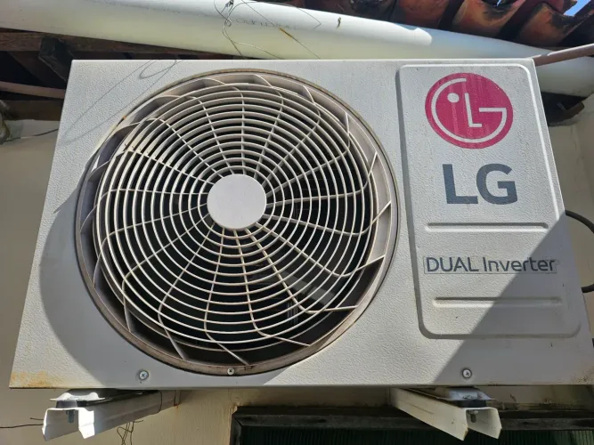 AR CONDICIONADO DUAL INVERTER 12.000 MIL BTUS