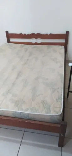 Cama de Casal 1,38x1,88m + Colchão - Madeira Maciça