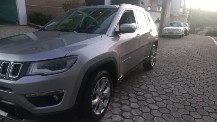 Jeep Compass Longitude 2.0 4X2 Flex 16V Aut. 2021