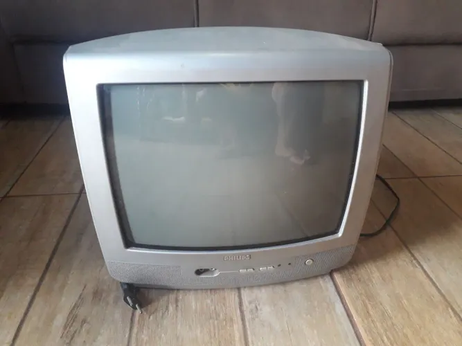 TV vintage Philips 14 ppolegadas concervada