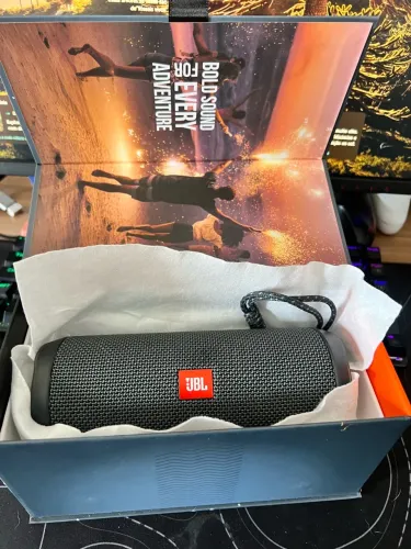 Caixa JBL FLIPESSENTIAL2