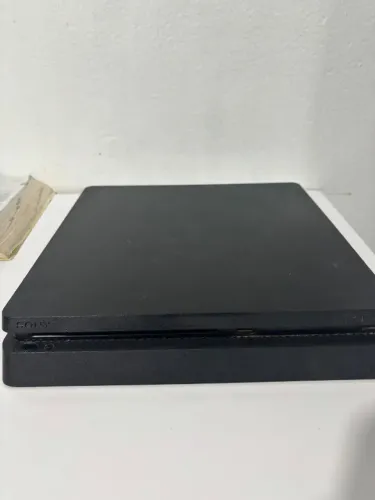 Vende- se Vídeo Game - PS4 Slim