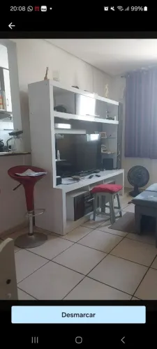 Estante sala bom estado de uso para desocupar espaço 350,00