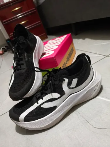 Tênis corre 5