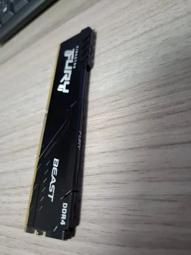 2x 16GB Memória DDR4 de 3200MHz