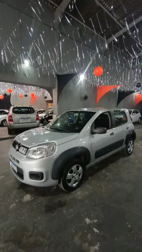 Fiat Uno WAY Celeb. 1.0 EVO Fire Flex 8V 5P 2015
