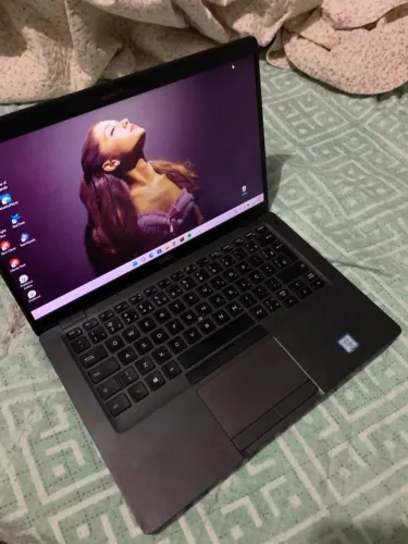 Notebook Dell latitude 5400 com touch na tela