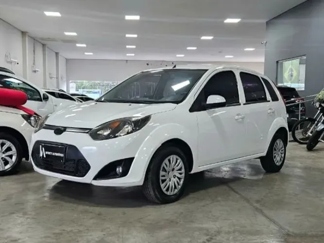 Fiesta Hatch 2013 1.0 FLEX<br>1.0 flex<br>2012/2013<br>R$27.990,00