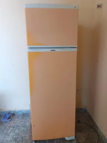 Geladeira DAKO 337 litros
