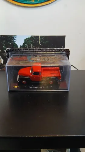 Miniatura colecionável Chevrolet 3800, 1950