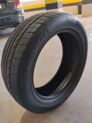 Pneu Aro 17 - 215/55 - Última unidade